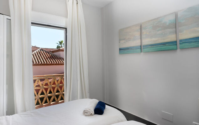 First Line Marbella Beach - Photo 24