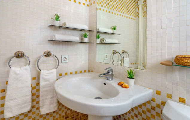 Las Adelfas - Photo 18