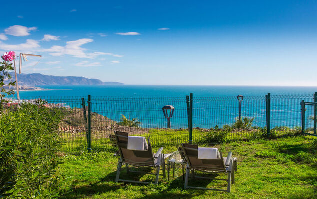 Issea Amazing - Photo 18